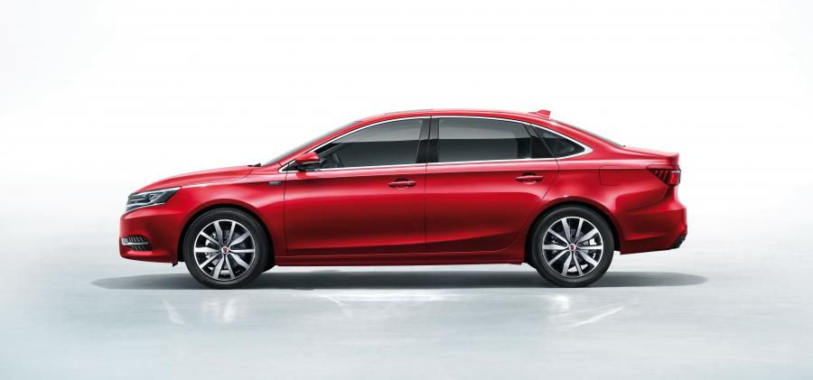  Roewe i6 2017 года  (фото 5 из 17)